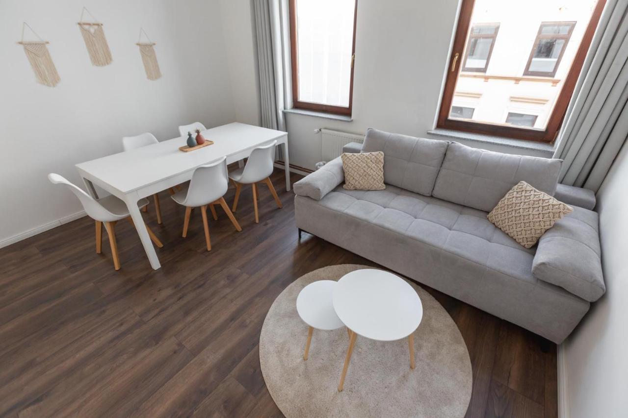 Koje Eins I Grosses Apartment Mit 2 Schlafzimmern Bremerhaven Exterior foto
