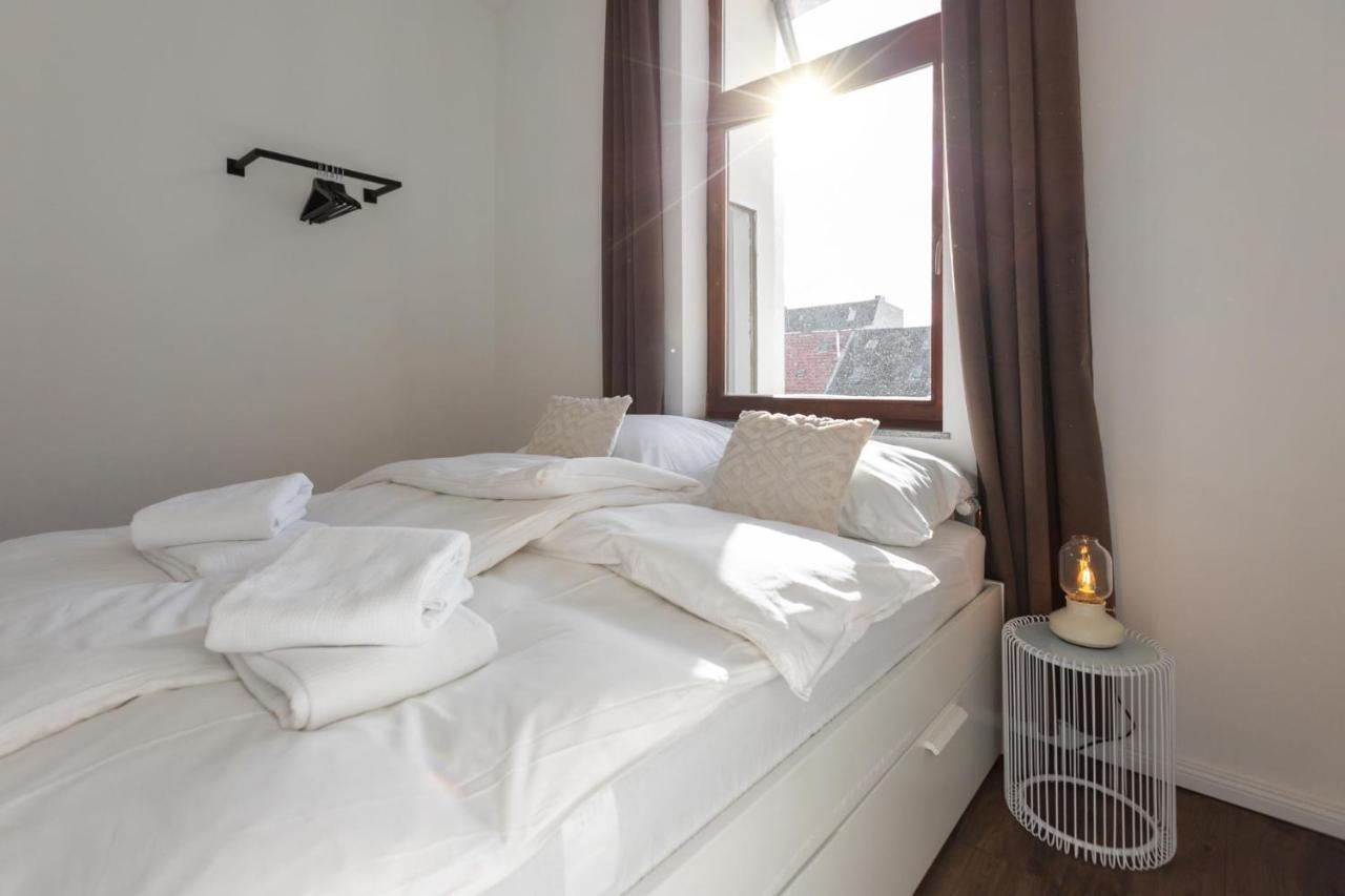 Koje Eins I Grosses Apartment Mit 2 Schlafzimmern Bremerhaven Exterior foto
